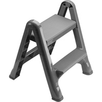 Escabeau repliable, 2 marches, 19-1/2" x 20-1/2" x Hauteur 22-3/4" Cintas