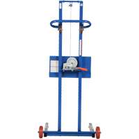 Plateforme &eacute;l&eacute;vatrice &agrave; profil bas pour charge l&eacute;g&egrave;re, M&eacute;canisme Treuil manuel, Capacit&eacute; de 400 lb, Levage max de 55" Cintas