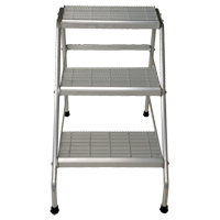 Escabeau en aluminium, 3 marches, 34-9/16" x 22-13/16" x Hauteur 30" Cintas