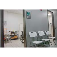 Folding Chairs, Polyethylene, White, 350 lbs. Weight Capacity Cintas