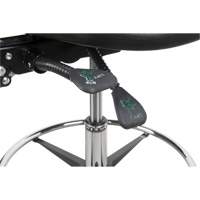 Tabouret robuste et ergonomique, Stationnaire, Ajustable Hauteur, Capacit&eacute; 250 lb Cintas