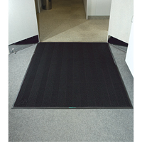 Waterhog&reg; Eco Elite Matting, Wiper/Scraper, 4' x 6' x 3/8", Black Smoke Cintas