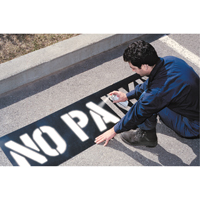 Pochoirs pour parc de stationnement, Anglais, 12" Cintas