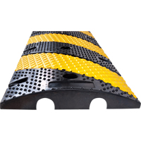 Speed Bump, Rubber, 4' L x 11-3/4" W x 2" H Cintas