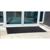Tapis d'entr&eacute;e ext&eacute;rieure, Caoutchouc, Grattoir Type, Motif Textur&eacute;, 2' x 2-2/3', Noir Cintas