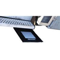 Drip Defender Spill Collection Pad, Oil Only, 15" x 13", 0.2 gal. Absorbancy Cintas