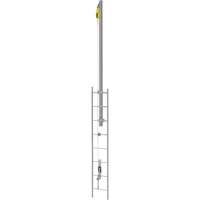 Ensemble de c&acirc;bles de s&eacute;curit&eacute; pour &eacute;chelle verticale Latchways avec avec potence de rallonge pour &eacute;chelle verticale SRL, Acier inoxydable Cintas