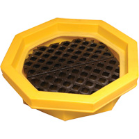 Ultra-Drum Tray&reg; with Grating, 32" L x 32" W x 8.1" H, 21.1 US gal. Spill Capacity Cintas