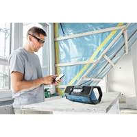 Compact Jobsite Radio with Bluetooth&reg; 5.0, Lithium-Ion, 18 V Cintas