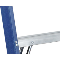 Industrial Duty Stepladders (6300 Series), 4', Fibreglass, 250 lbs. Capacity, Type 1 Cintas