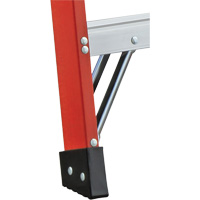 6600 AA Series Industrial Extra Heavy-Duty 2-Way Stepladders, Fibreglass, 375 lbs. Capacity, 4' Cintas