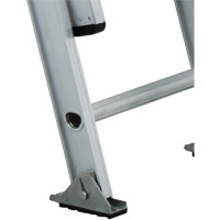 Industrial Heavy-Duty Extension Ladders (3200D Series), 300 lbs. Cap., 13' H, Grade 1A Cintas