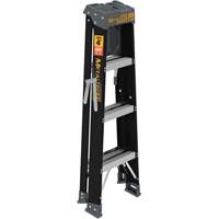 Step Ladder with Paint Tray, 4', Fibreglass, 250 lbs. Capacity, Type 1 Cintas