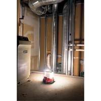 Lampe de chantier compacte M18 RADIUS avec ONE-KEY, DEL, 4400 lumens Cintas